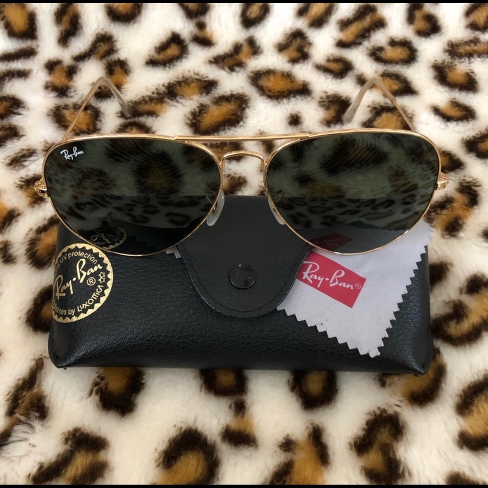 RayBan Aviator Classics - Picture 2 of 3